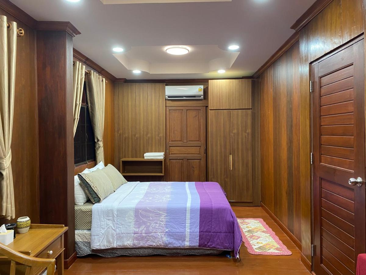 Ở trọ 188 Teak House บ้านต้นสัก *